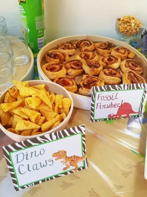 Striped Dinosaur Food Cards for Party Snacks