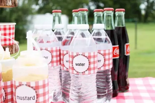 Red Gingham Bottle Labels for a Picnic Table