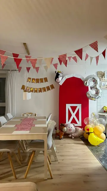 Red Barn Backdrop with Animal Balloons and Gingham Bunting