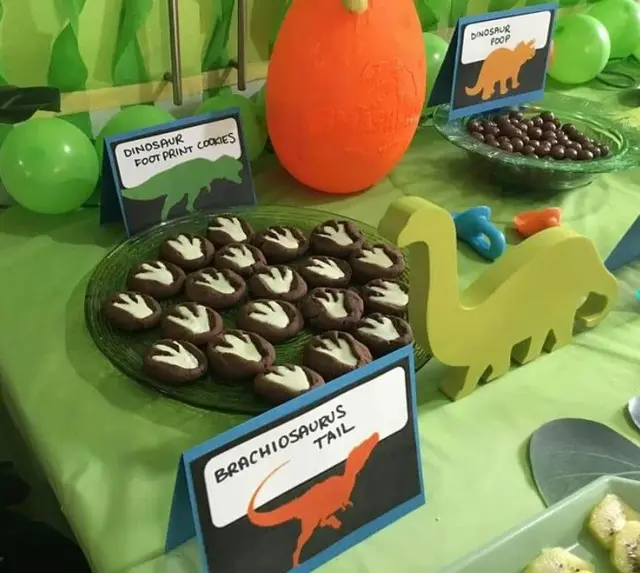 Dinosaur Dessert Labels with Colorful Silhouettes