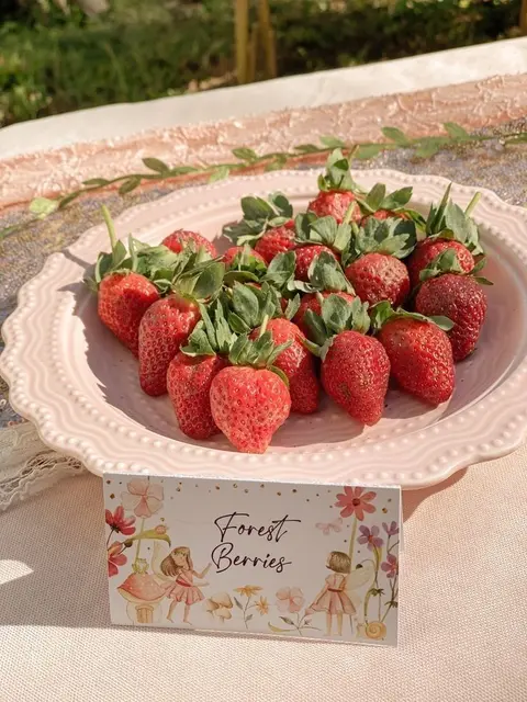 Forest Berries Fairy Food Label for a Strawberry Platter