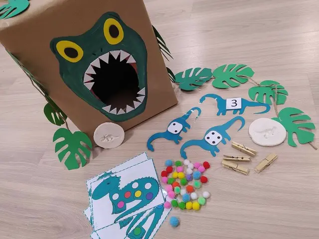 Dinosaur Feeding Box and Paper Activity Cards