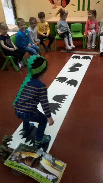 Dinosaur Footprint Trail with a Paper Spine Headband
