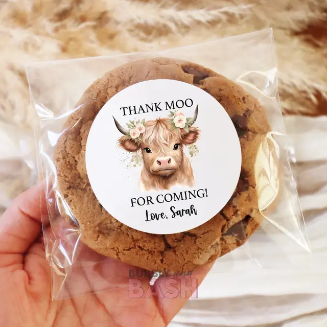 Highland Cow Cookie Favor with a Floral Thank-You Label