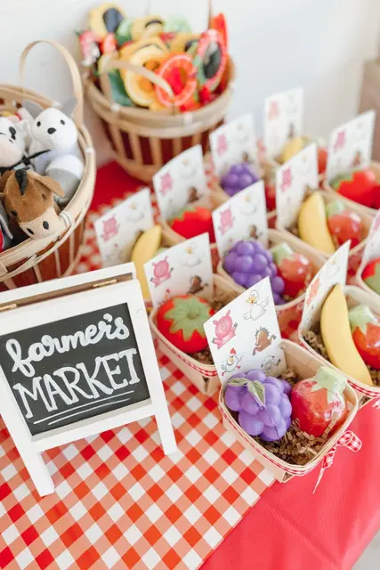 Farmers Market Favor Baskets with Fruit-Shaped Accents